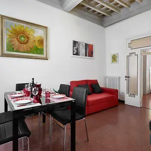 Apartment Silver Sword Florence